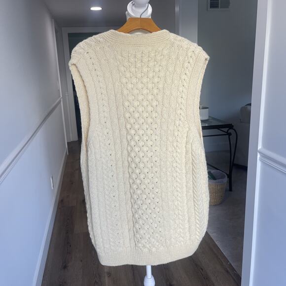 Carraig Donn Irish Wool Sweater Vest Cable Knit Button Front Ivory Grandpa XL - Picture 6 of 12